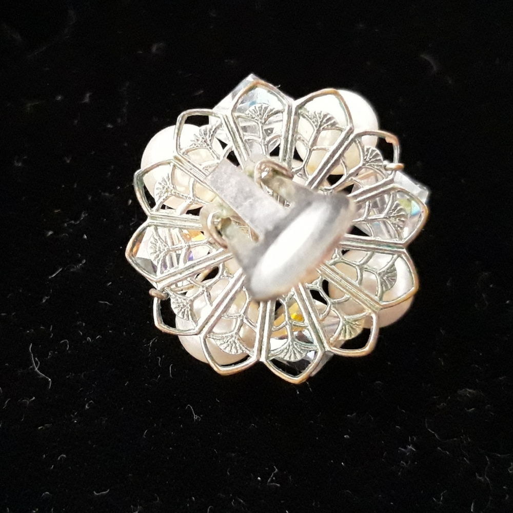 Art Deco Style Faux Pearl Cluster Clip On Earrings / Vintage Costume Jewelry - Picture 6 of 7